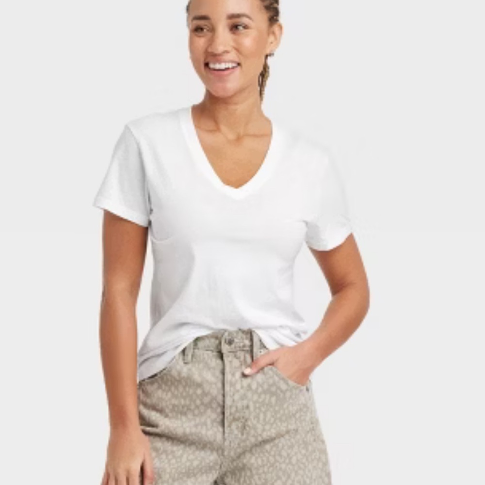 TWO ‘a new day’ White V-Neck Tee